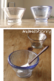 健康レシピの料理と暮らしを楽しむ器：琉球ガラスの小さな器