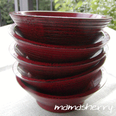 健康レシピの料理と暮らしを楽しむ器：赤い塗りの小鉢（大）